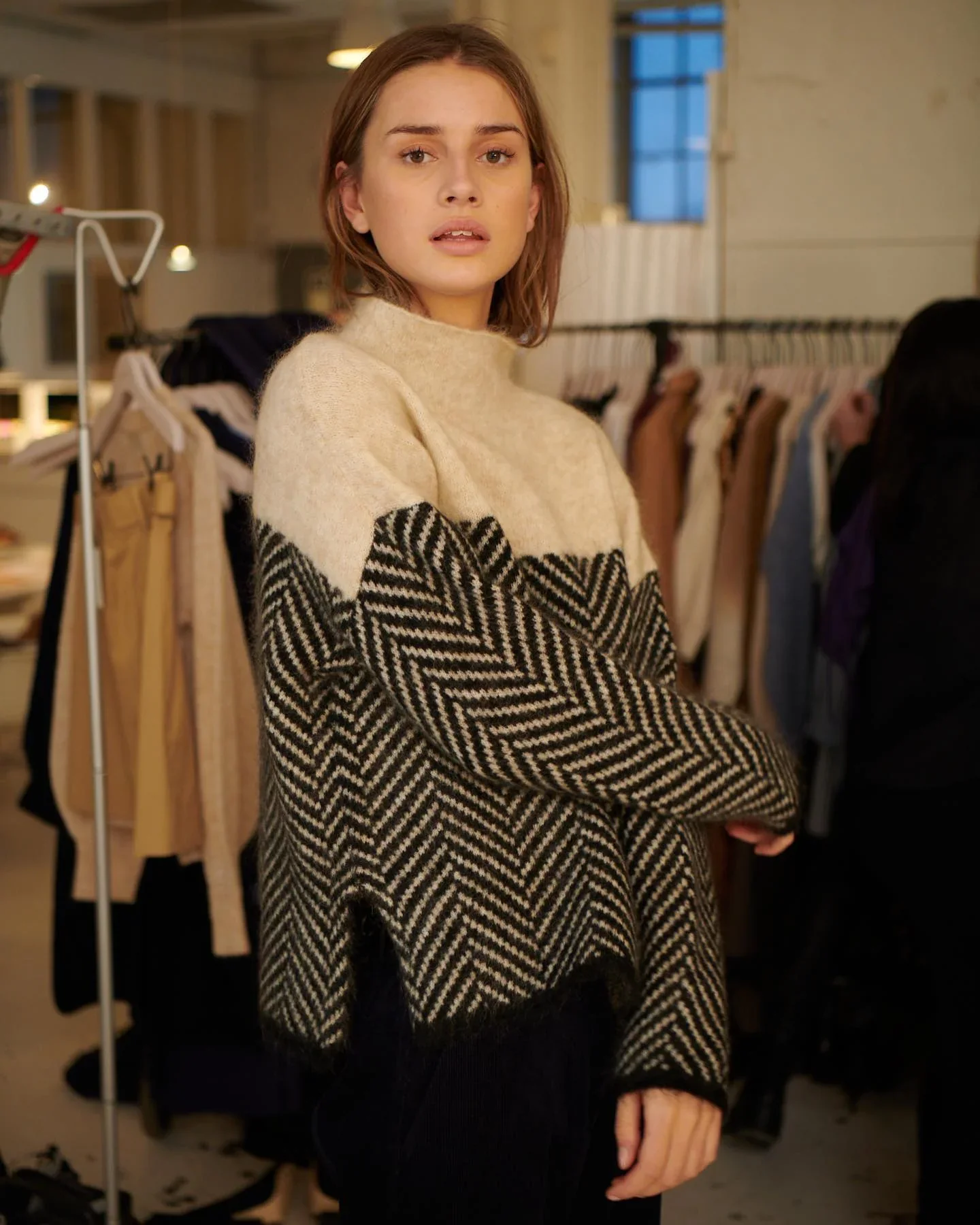 WW | Cozy chunky knit turtleneck sweater
