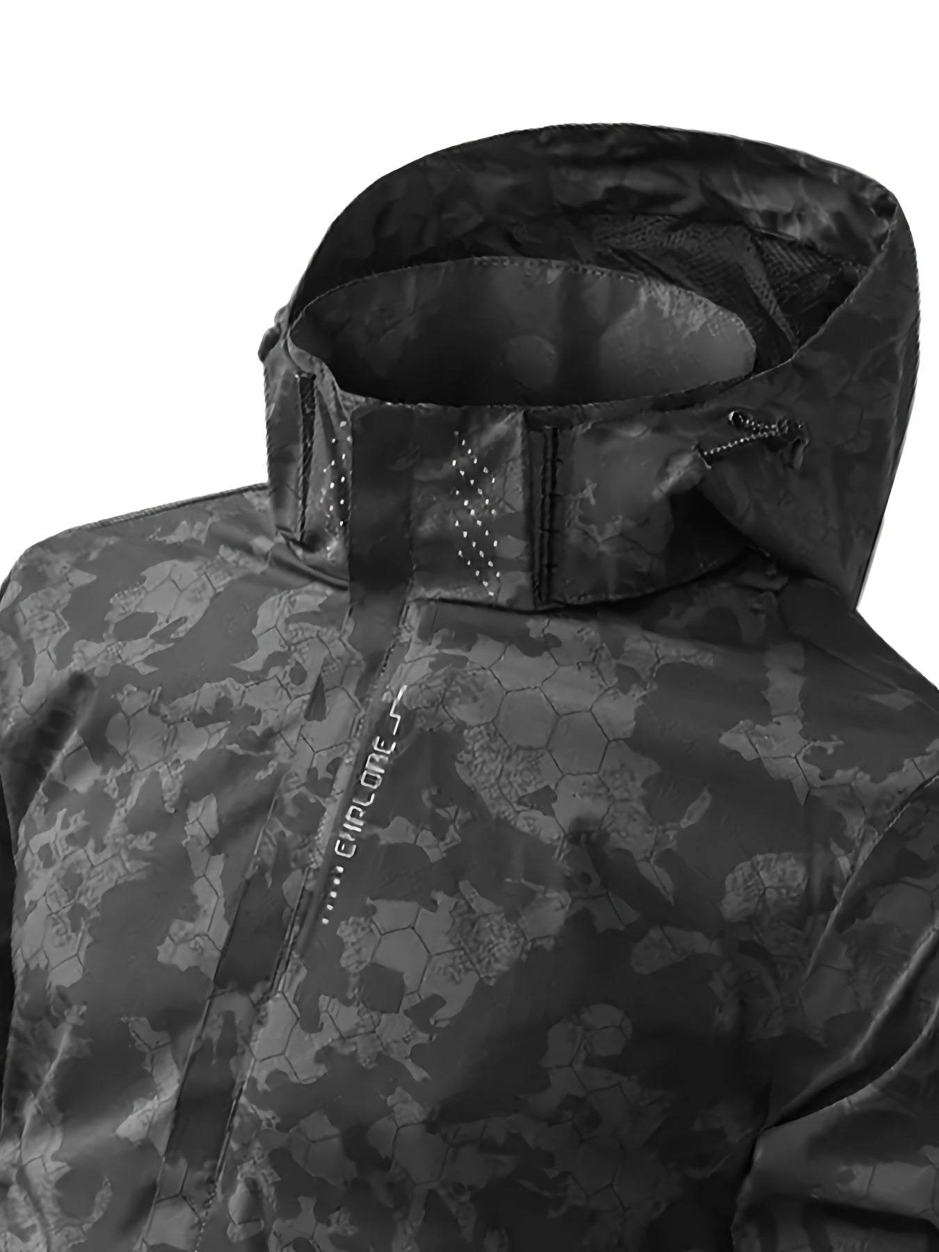 WW | Camouflage Pattern Hooded Windbreaker Outdoor Jacket for Spring for Men - Perfect for Outdoor Activities in Spring