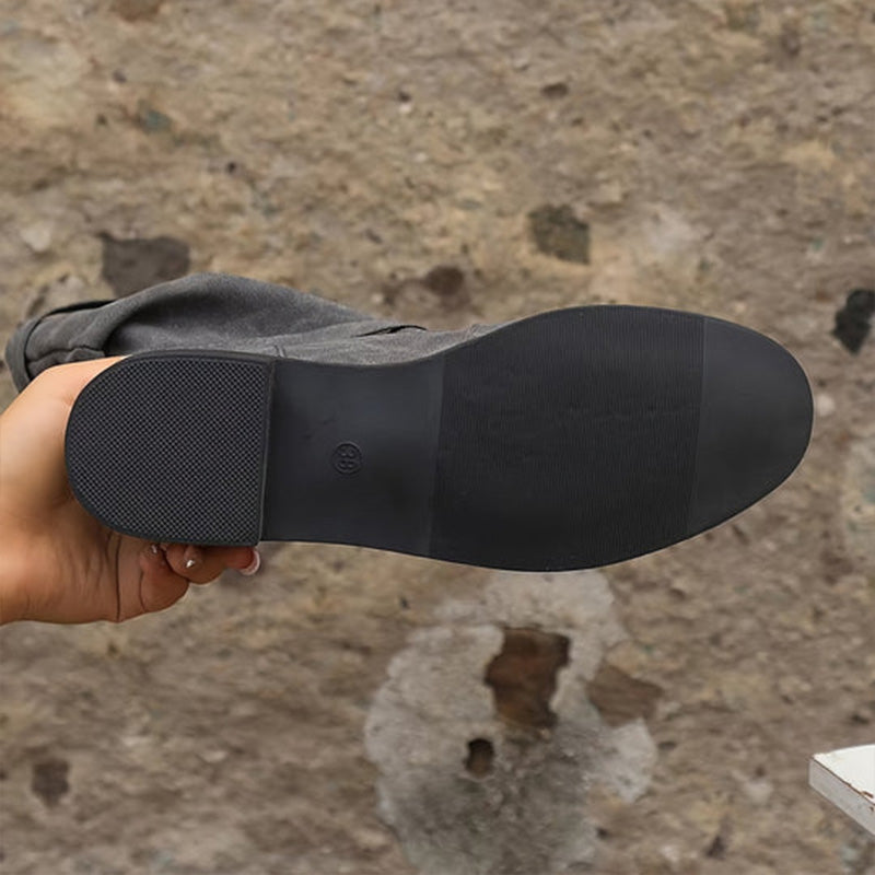 WW | Lederstiefel mit Schnallendetail