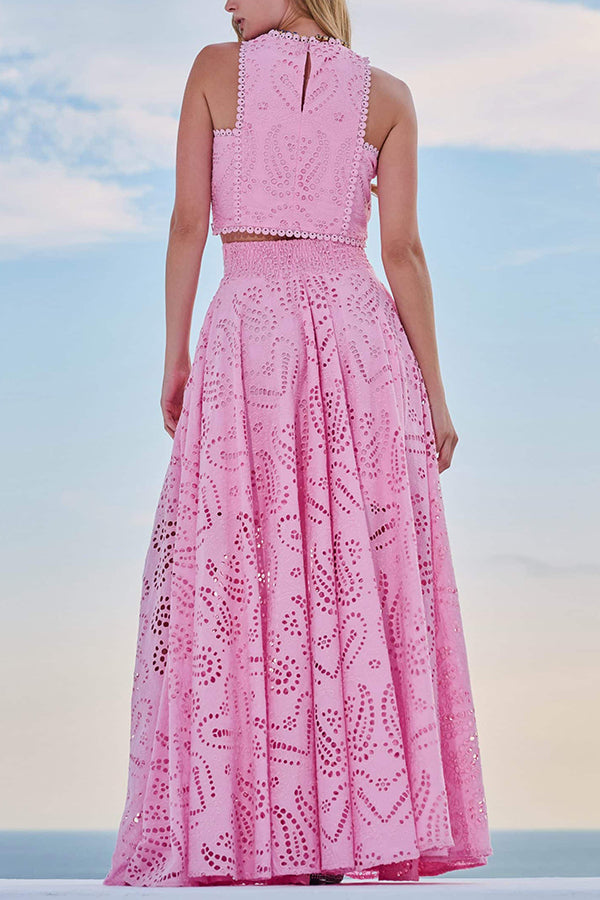 Two-piece embroidered set with long high-waisted skirt with pockets