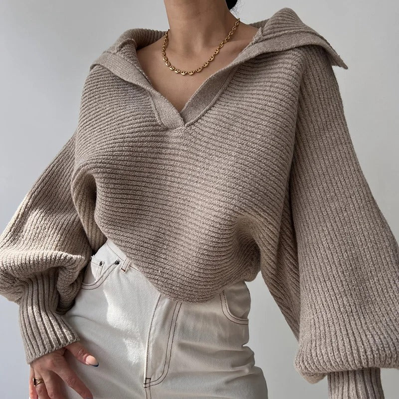 WW | Cozy knitted sweater with lantern sleeves and open collar