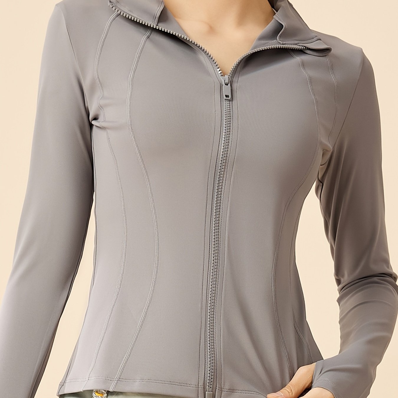 WW | Kurze Sportjacke Aus Atmungsaktivem Material mit Stehkragen