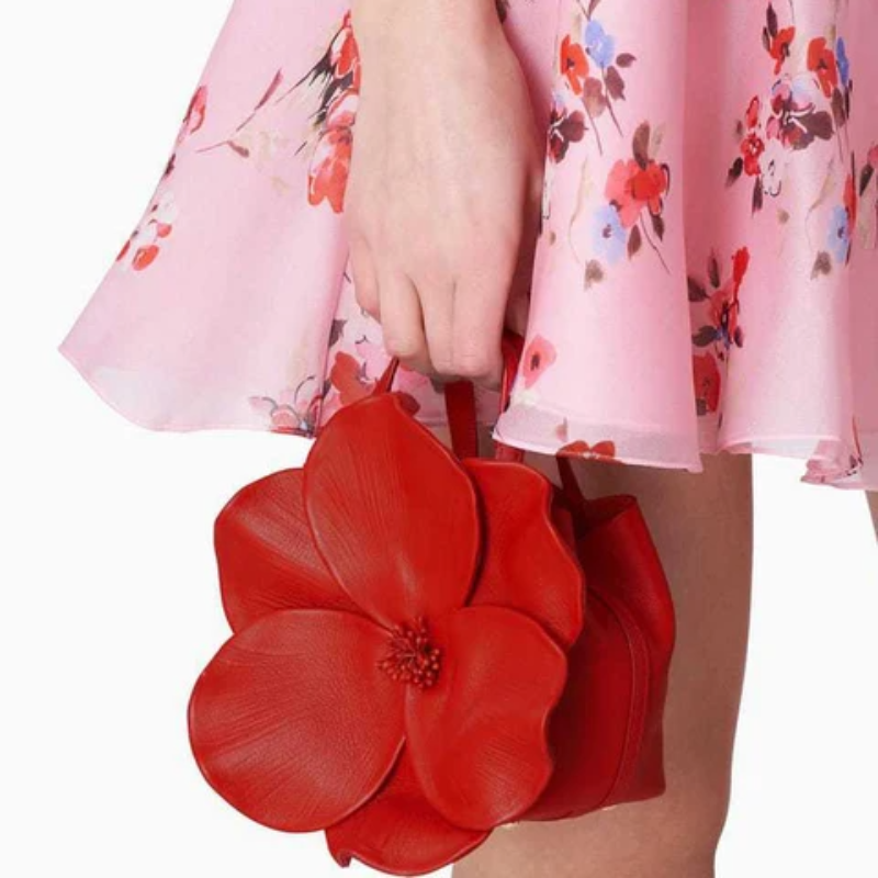 WW | Small handbag with chain