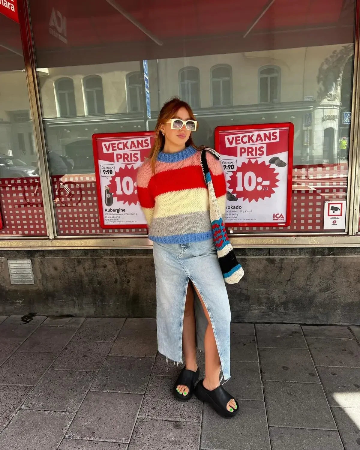 WW | Colourful striped knitted sweater for casually chic looks