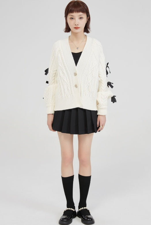WW | Fashionable Knitted Cardigan with Bow Details