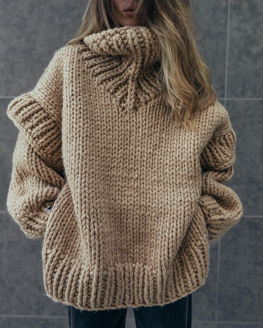 WW | Chunky knit oversized roll-neck sweater for women