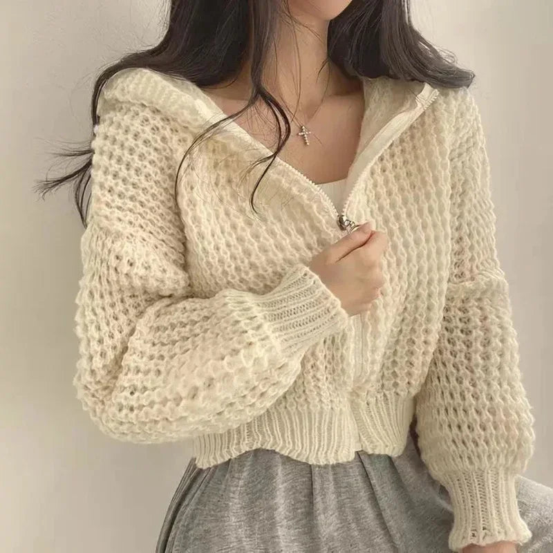 WW | Cropped hooded cardigan with neckline details