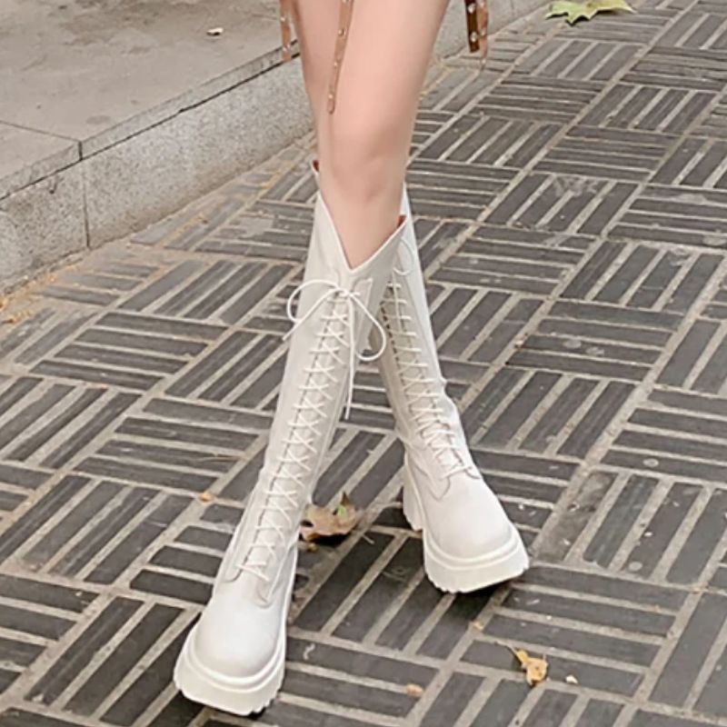 WW | Hohe Stiefel Damenstiefel Mit Schnürung Und Robuster Ferse