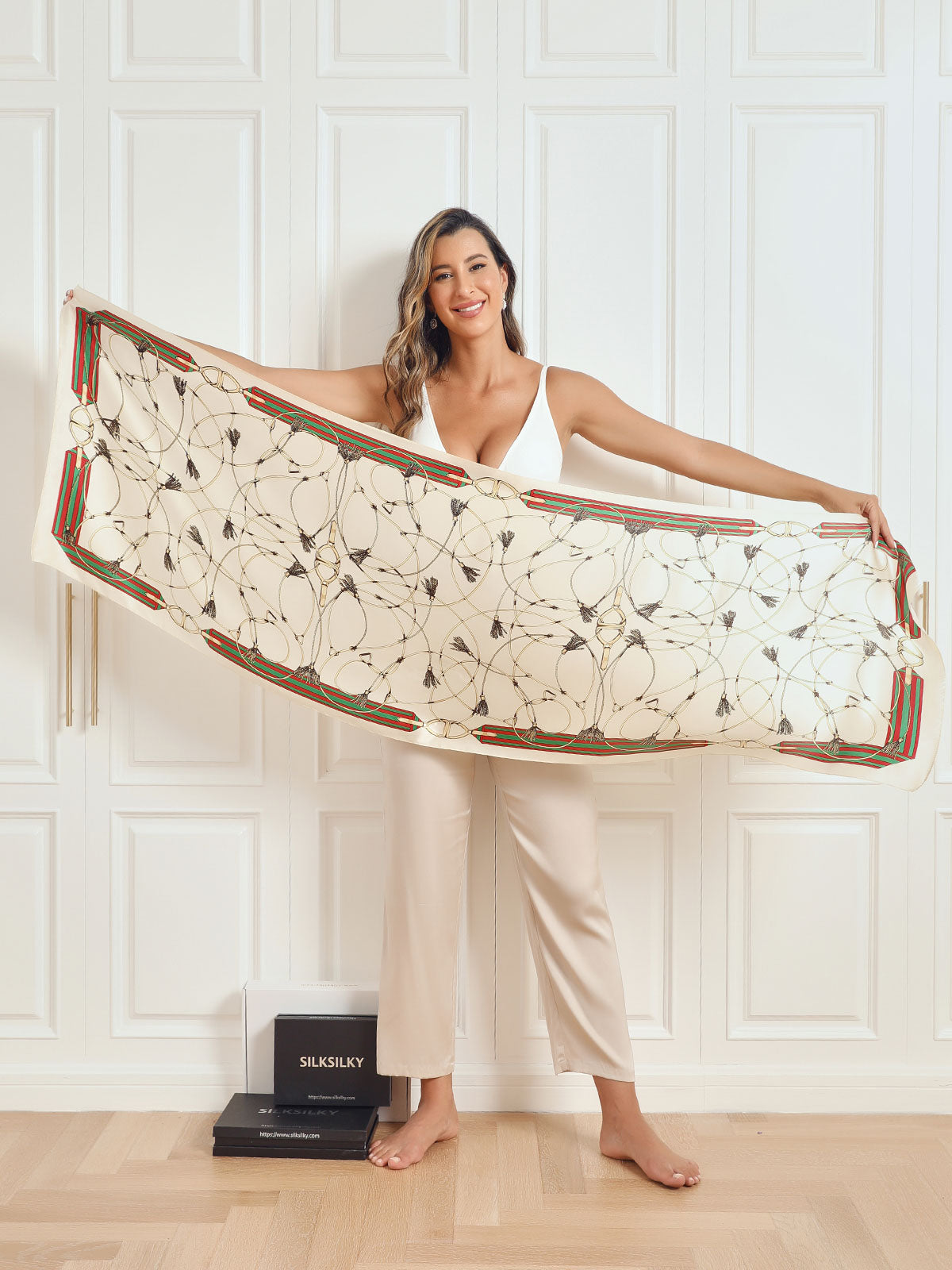WW | Luxurious Women's Mulberry Silk Scarf