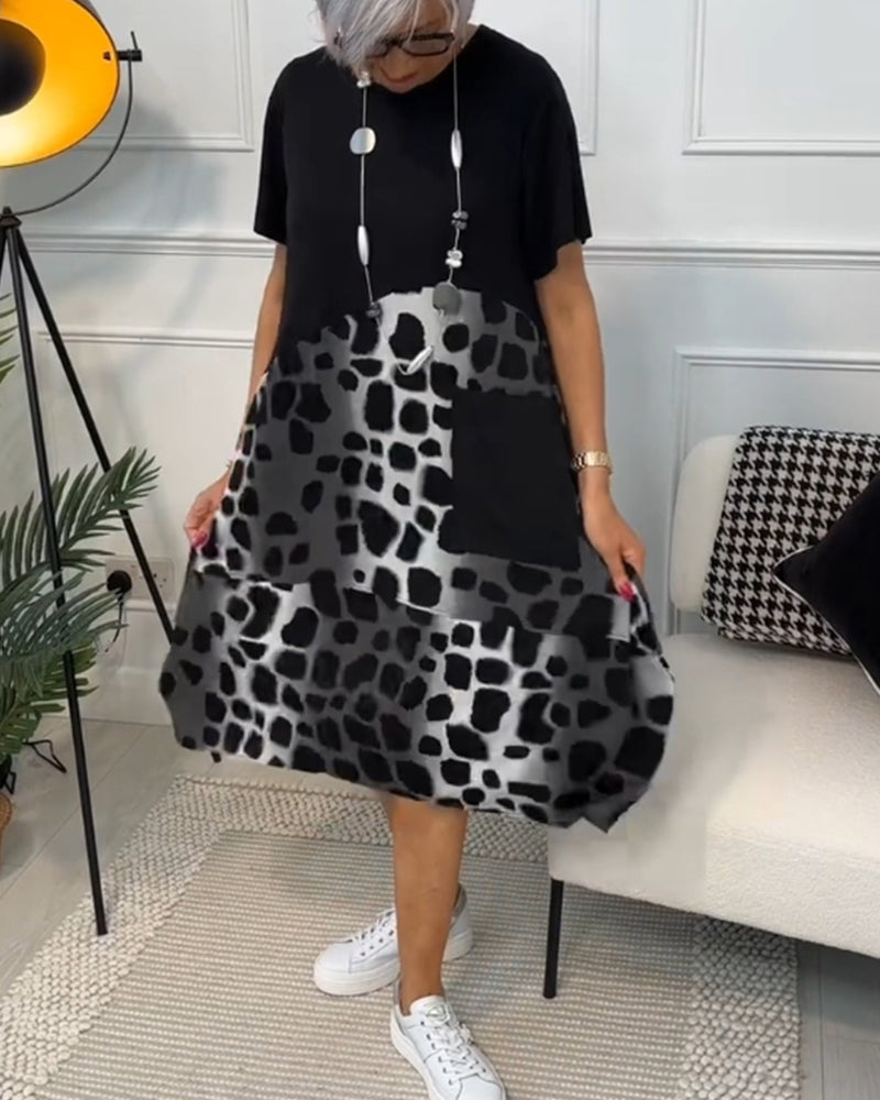 WW | Kurzärmliges, Bedrucktes Kleid mit Rundhalsausschnitt