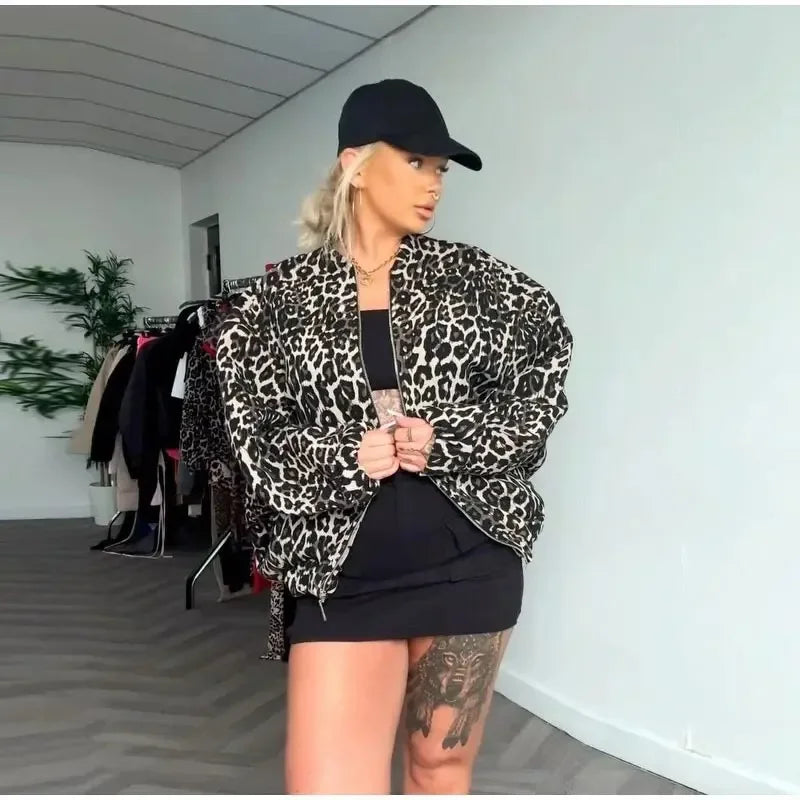 WW | Modern elegant lightweight women's jacket