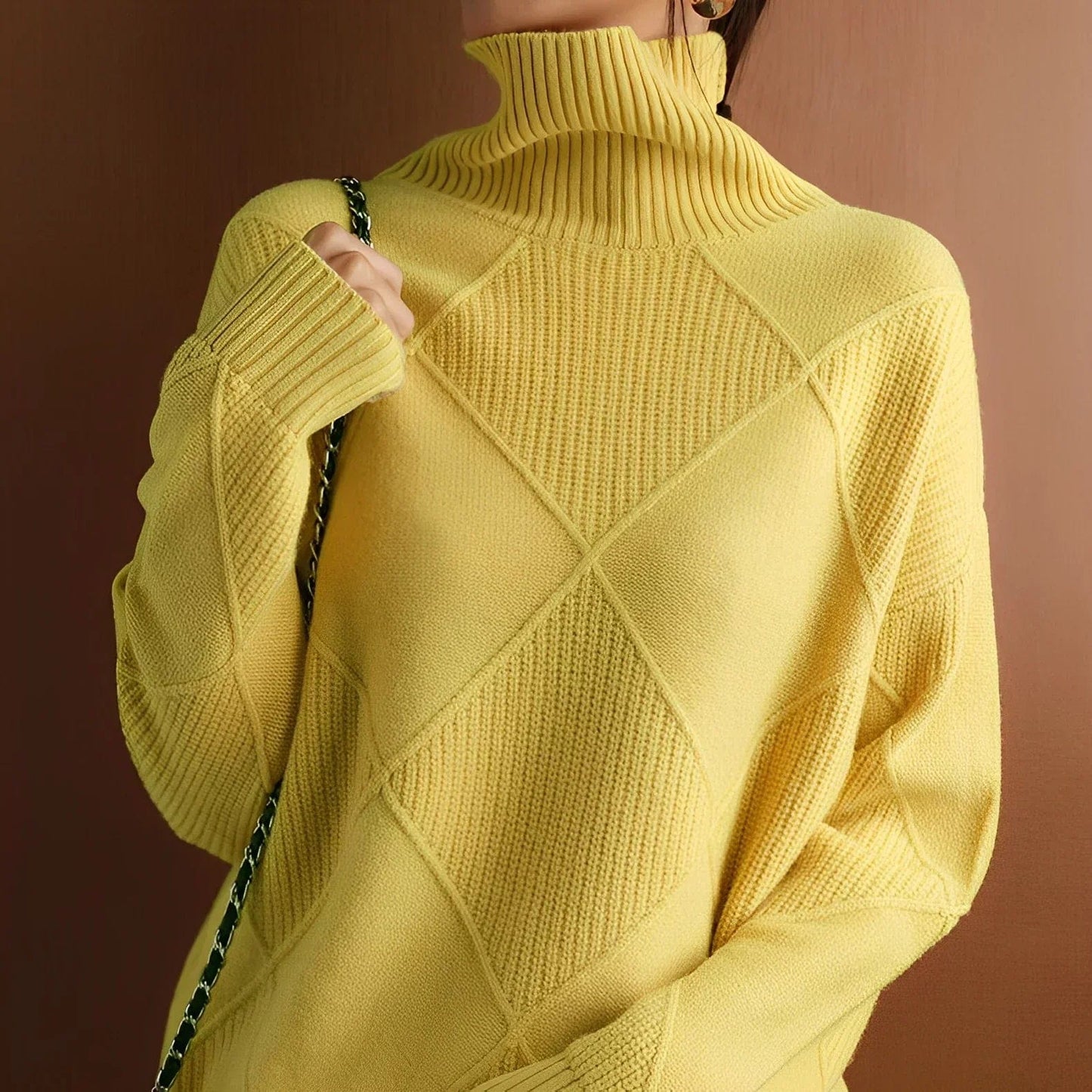 WW | Cashmere Turtleneck Sweater