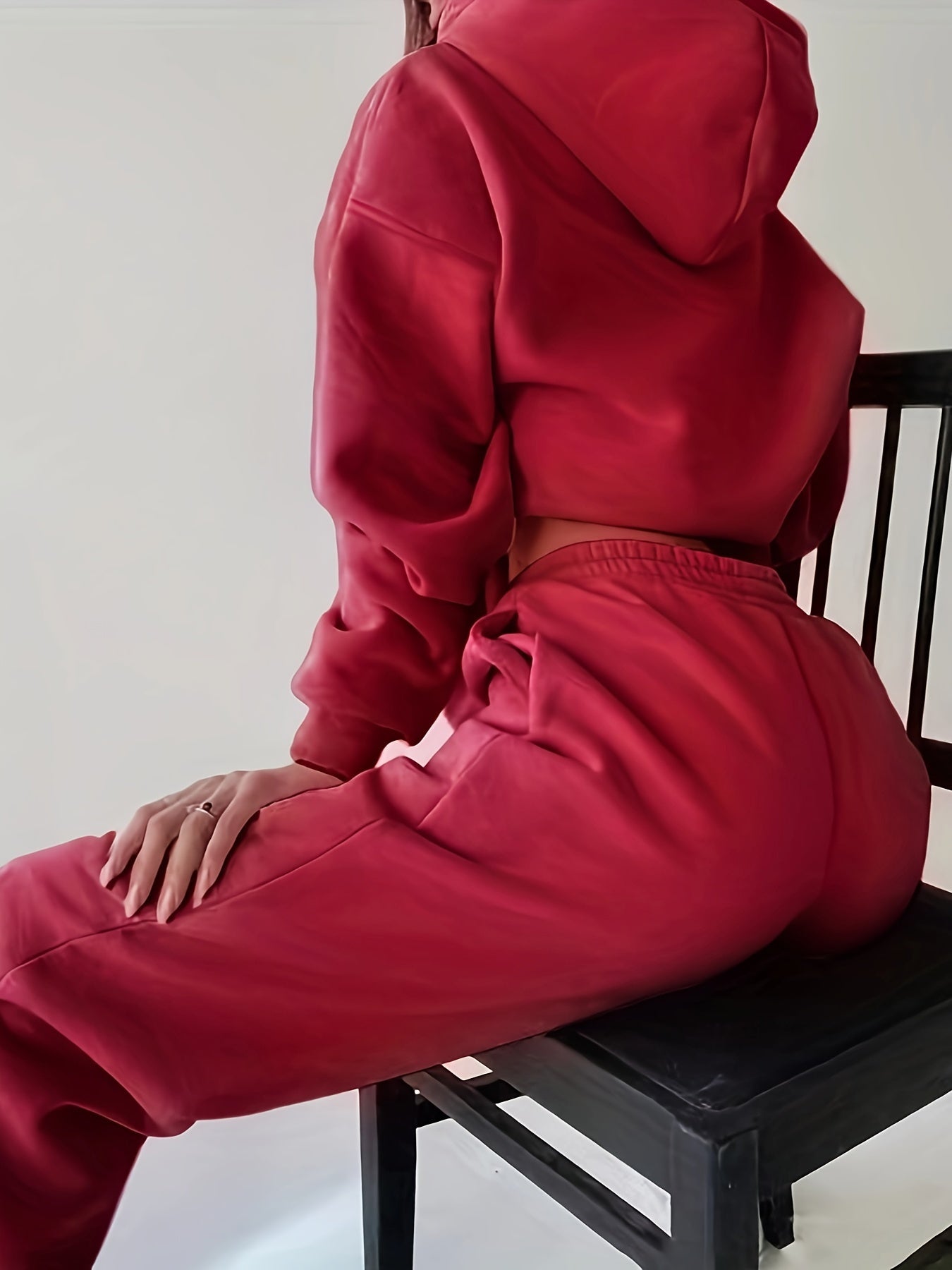 WW | Oslo Damen Set – Zweiteiliges Set aus Kapuzenpullover und Sweatpants für lässigen Stil und maximalen Komfort.