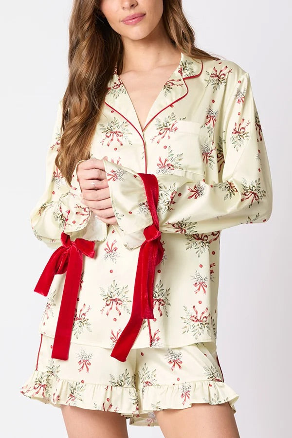 WW | Weihnachten Mode Gedruckte Fliege Oberteil und Elastischer Taillen Rüschenshorts Set