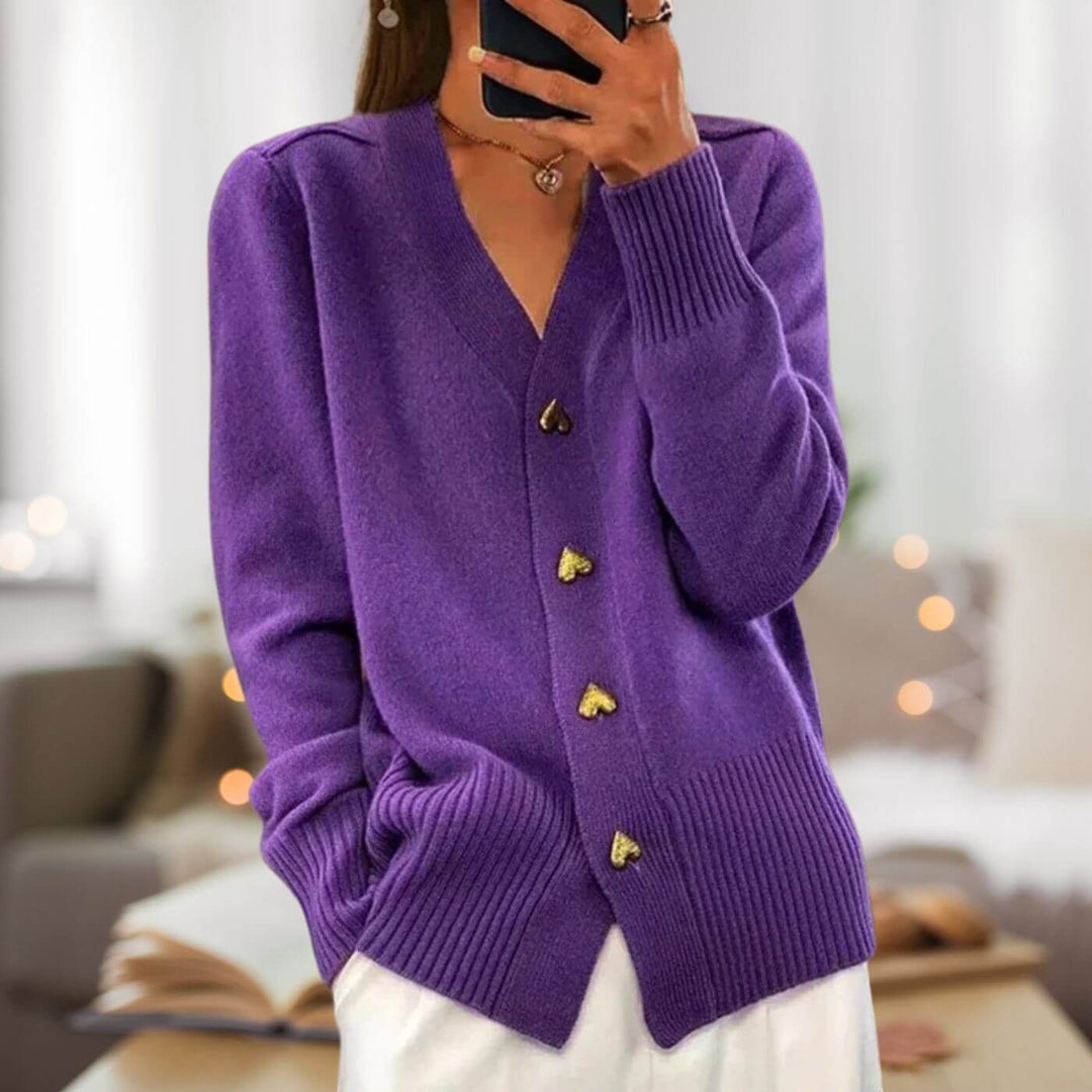 WW | Stylische Strickjacke mit Herzknöpfen
