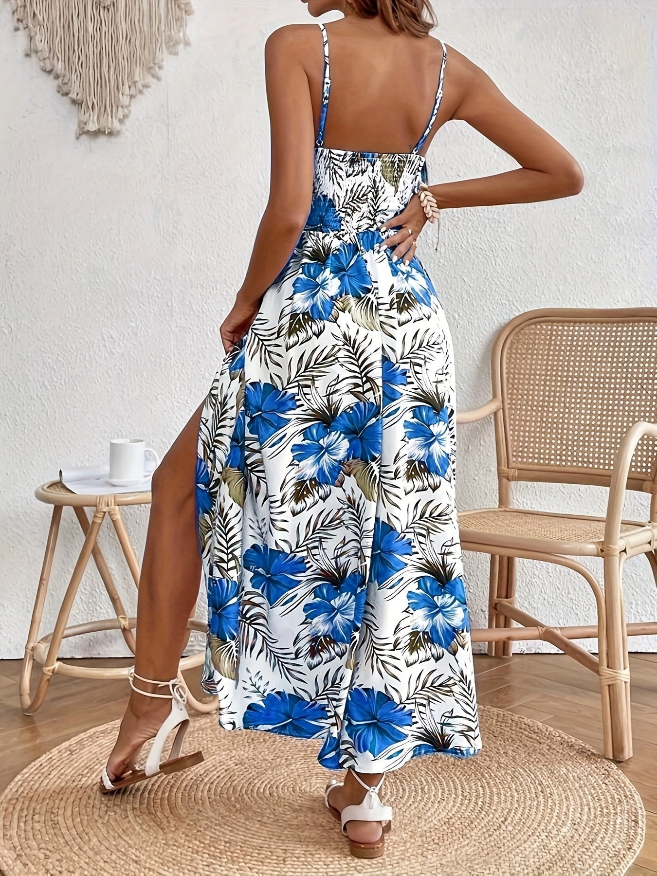 Lorelei – Elegant Floral Dress