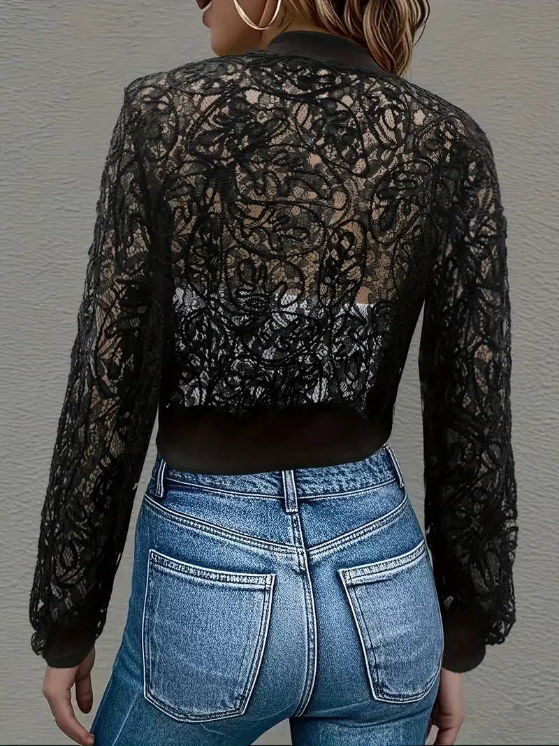 WW | Crop Spitze Bomber