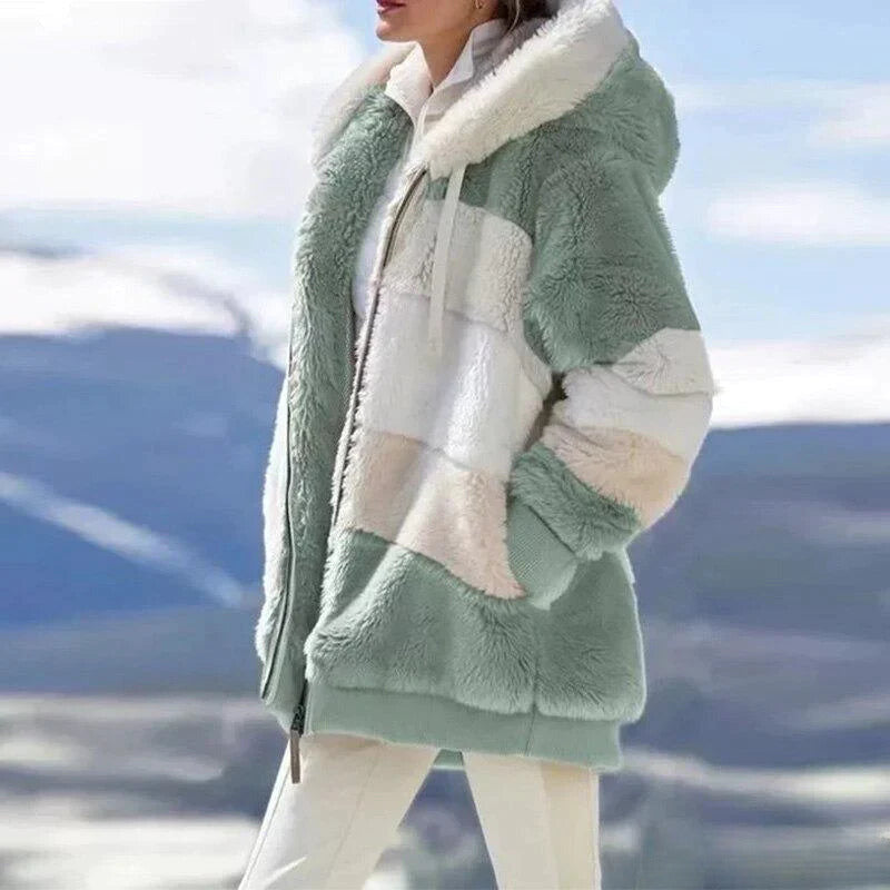 WW | 2024 Bequeme Tweedjacke mit Kapuze und gefüttertem Wollfleece