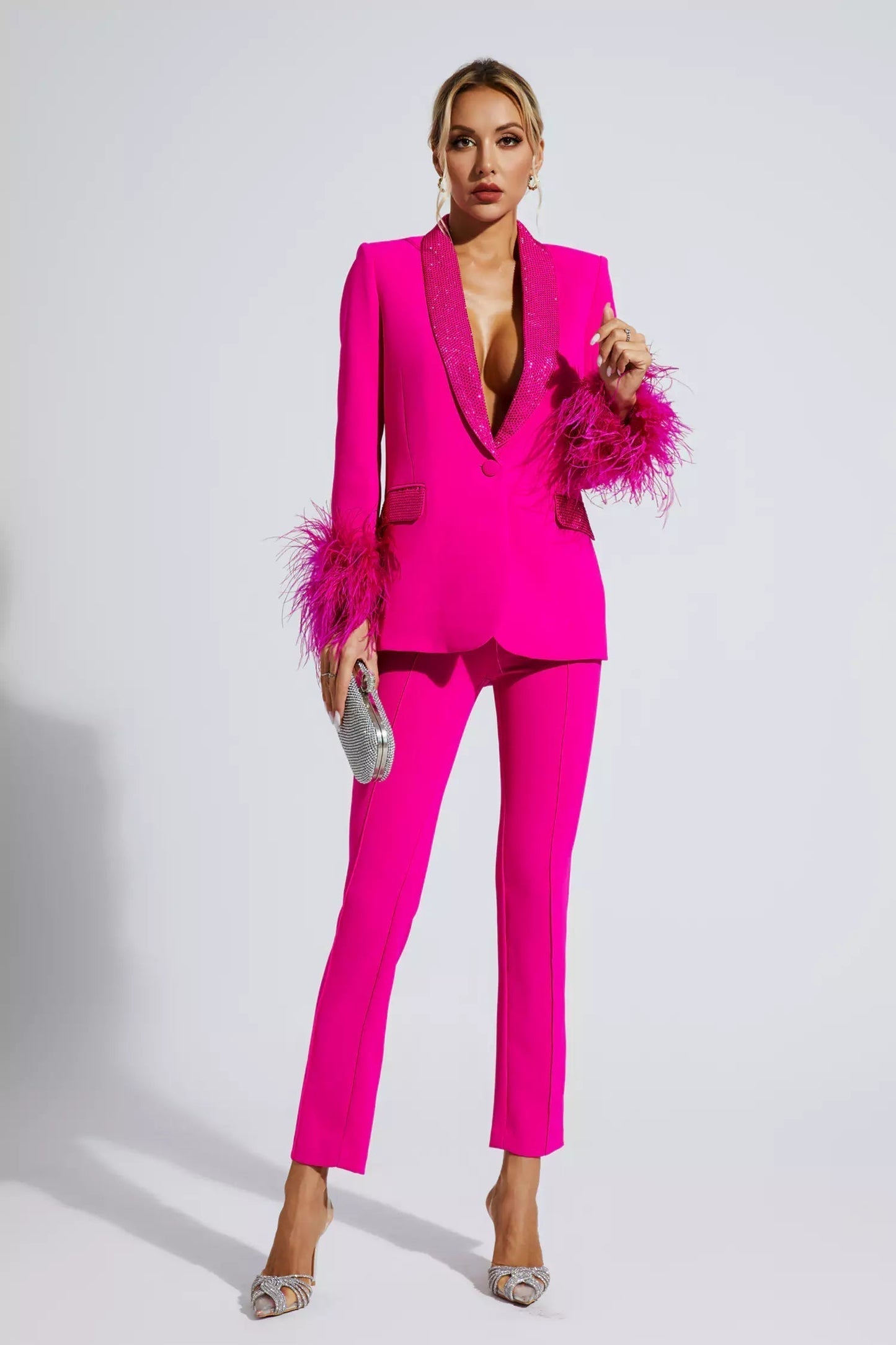 WW | Set Consisting of Jacket with Diamonds and Feather Accents