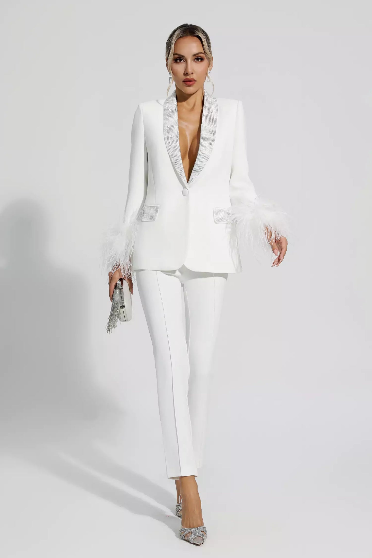 WW | Set Consisting of Jacket with Diamonds and Feather Accents