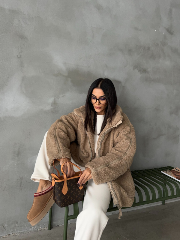 WW | Oversized Sherpa Fleece Jacket Ultra-soft and stylish for cold weather