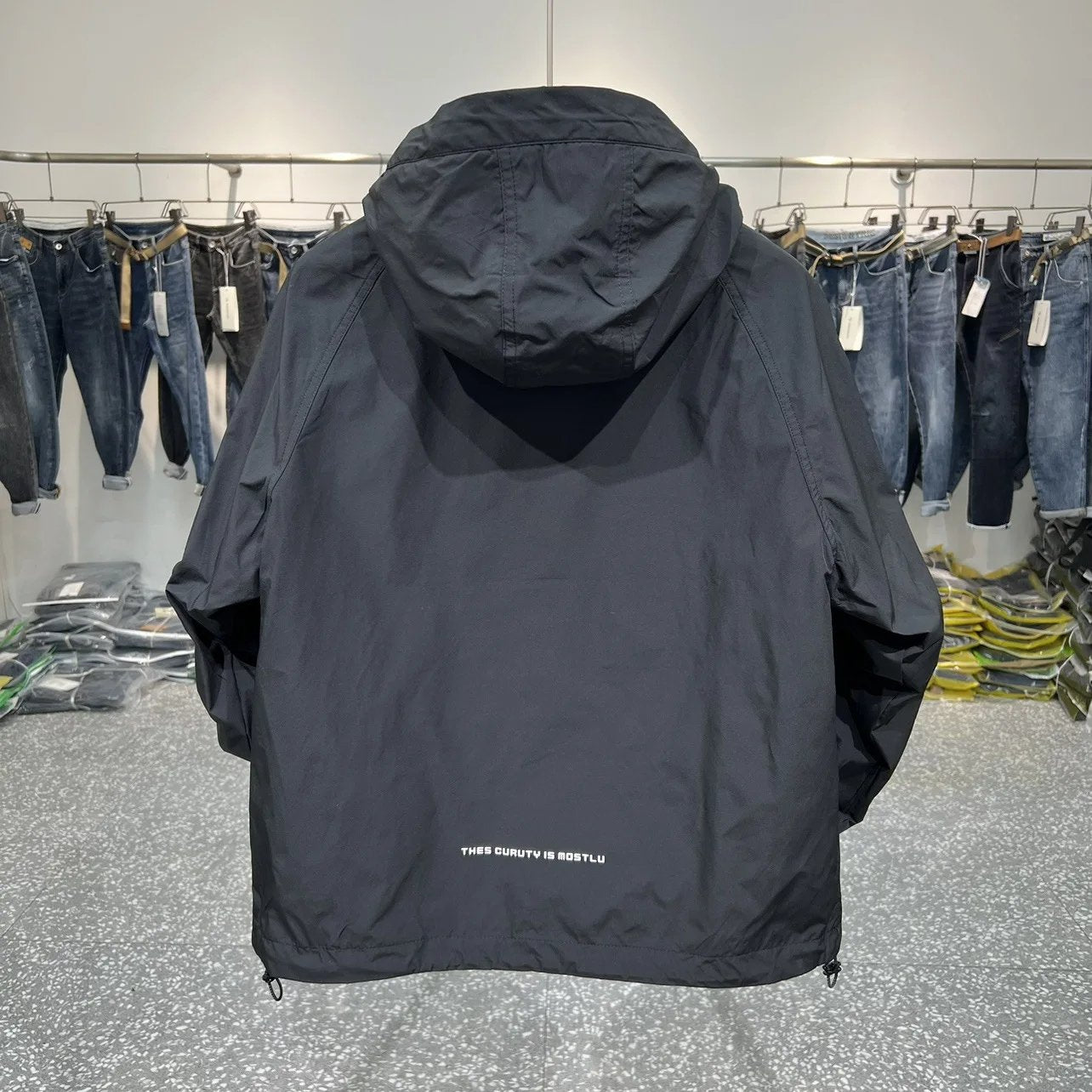WW | Lightweight Windbreaker with Half-Zip and Pocket