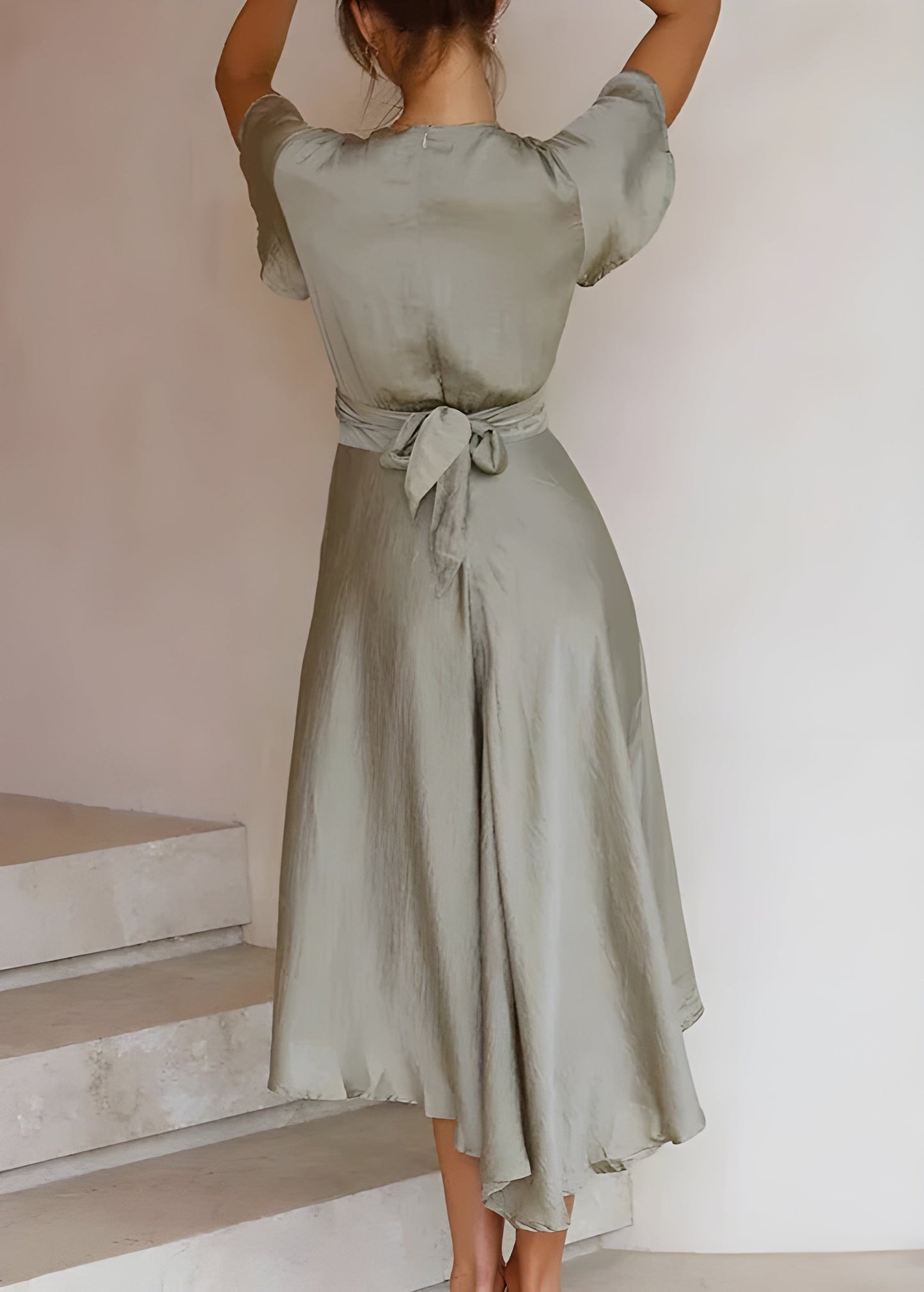 Elly – Ein wunderschön schmeichelndes Kleid