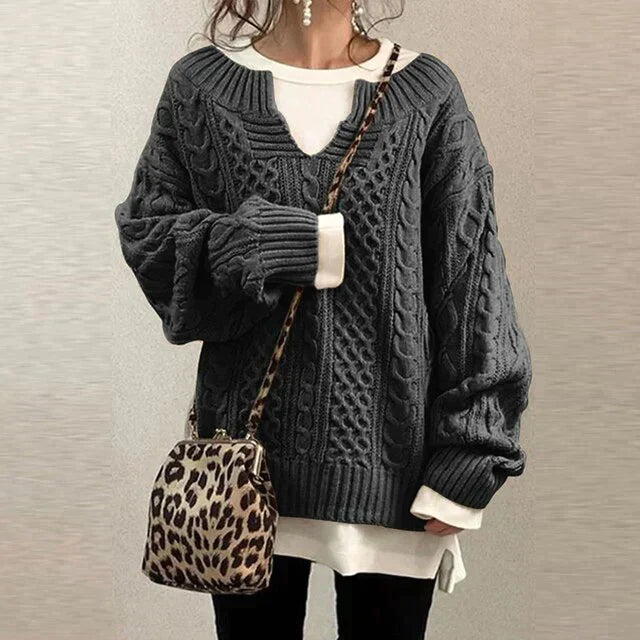 WW | Elegant Knitted Sweater