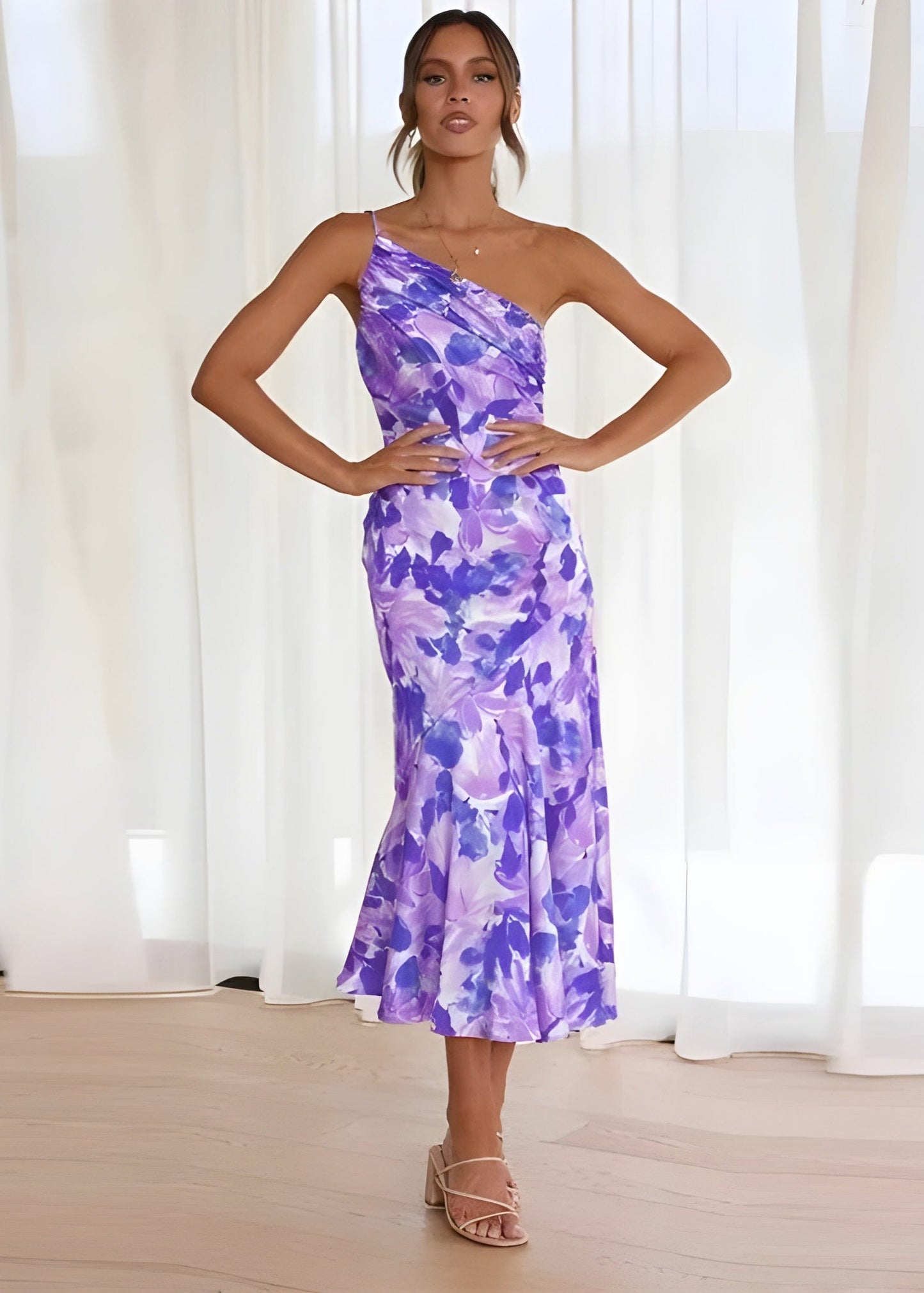 Eveline – One-Shoulder-Sommerkleid