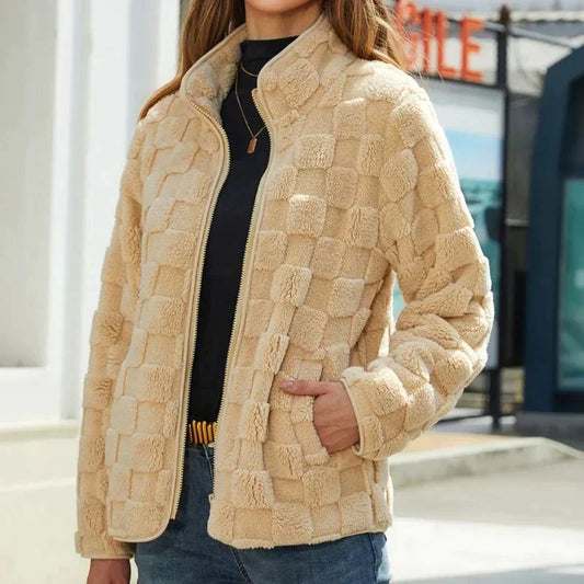 WW | Elegante, kurze Fleecejacke für einen trendigen Look