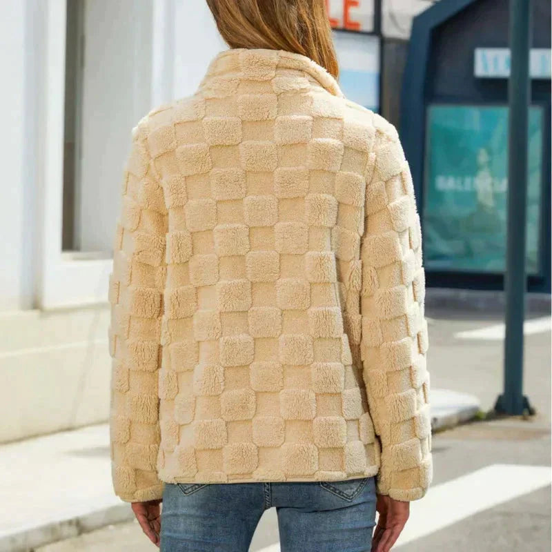 WW | Elegante, kurze Fleecejacke für einen trendigen Look