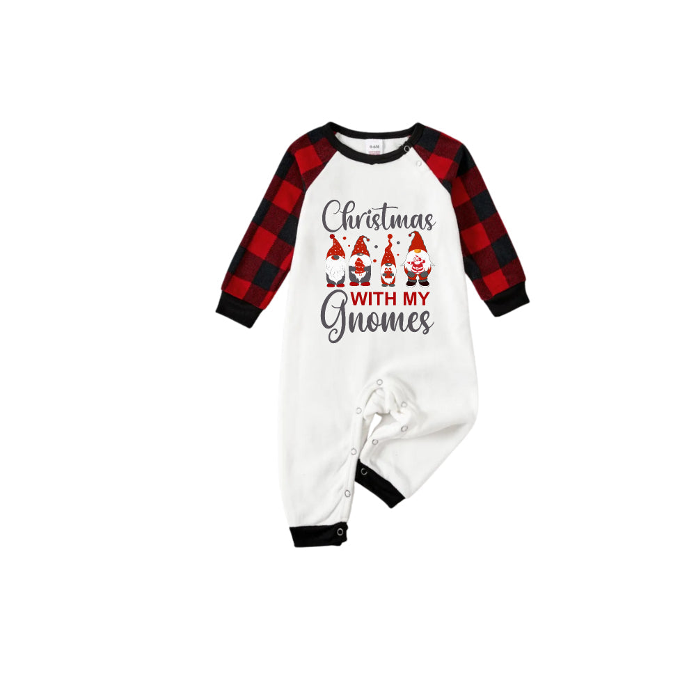 WW | Roter und schwarzer karierter Weihnachts-Schlafanzug-Set mit Gnom-Familie und "Weihnachten mit meinen Gnom" Slogan-Druck