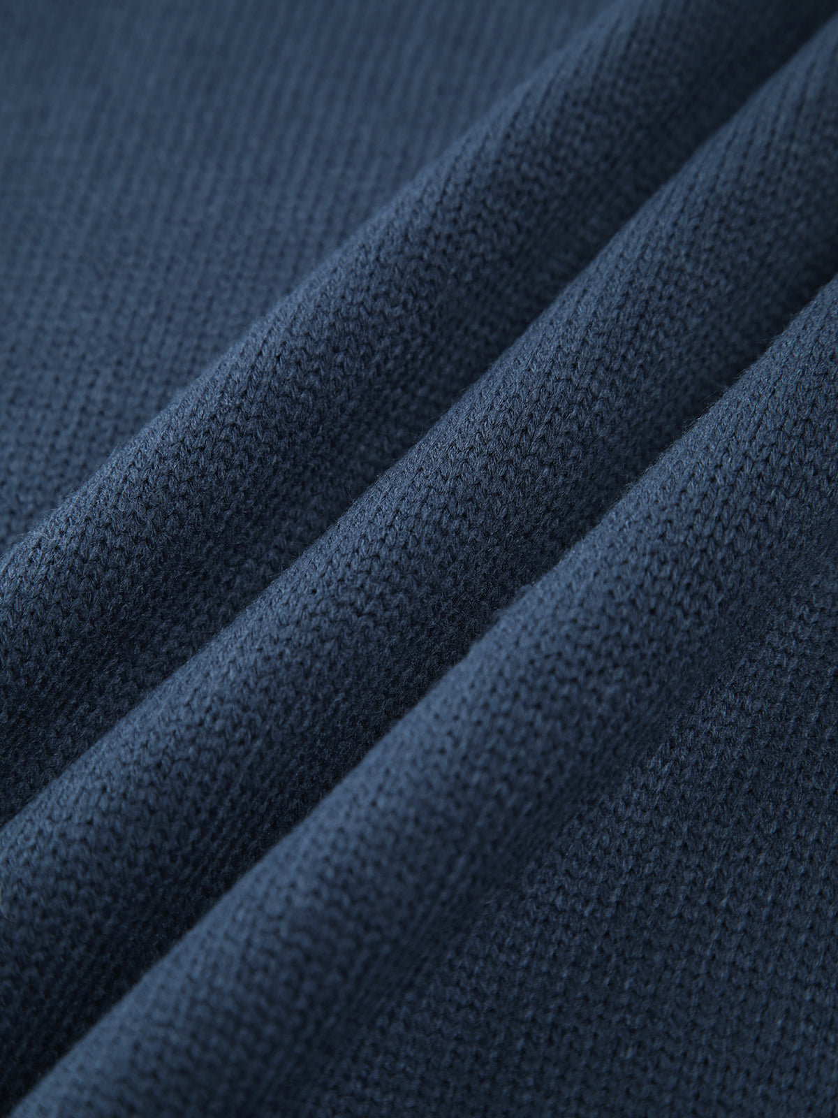 WW | Ribbed stand-up collar knit sweater