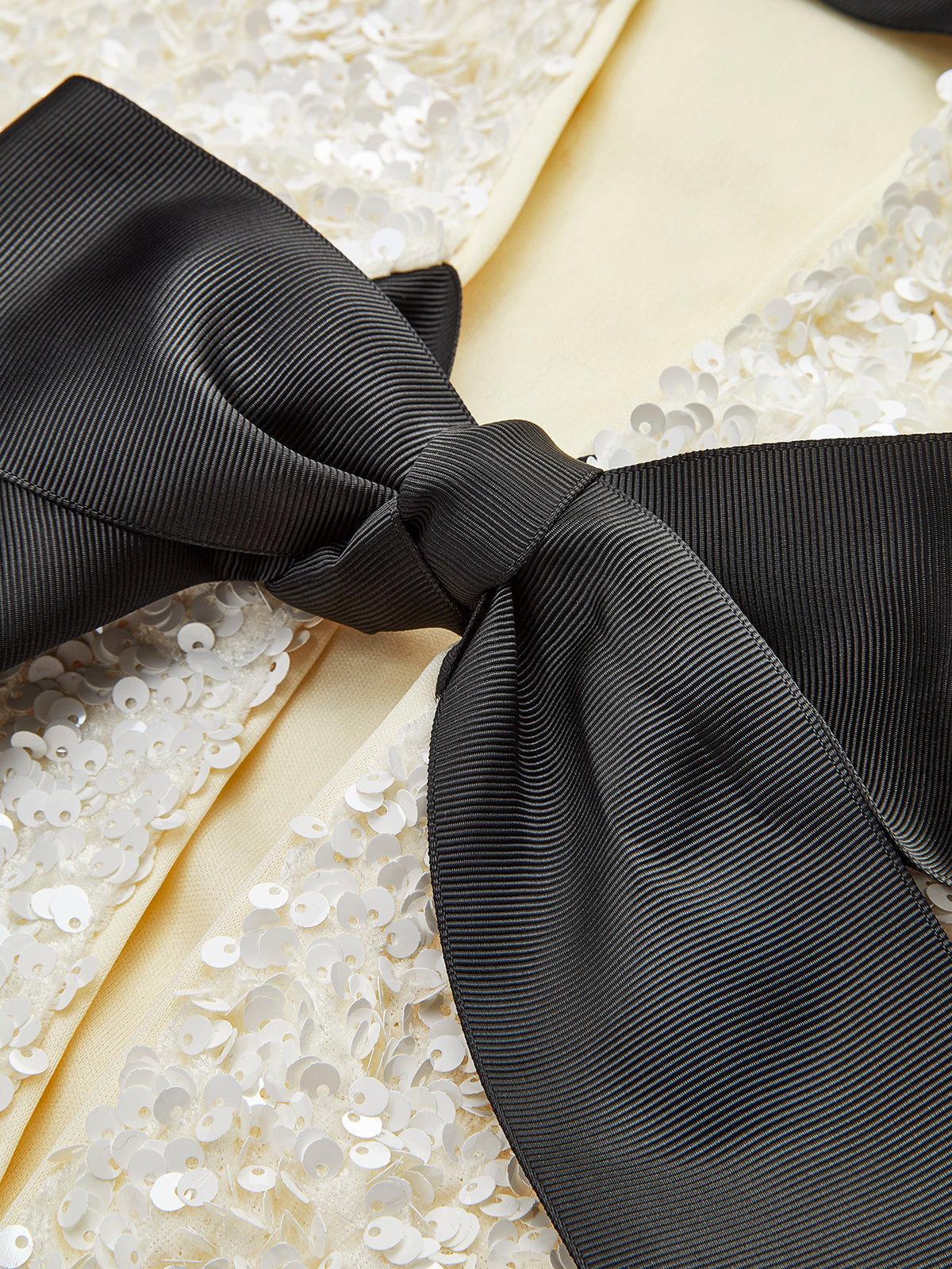 WW | Velvet Bow Decor Jacket