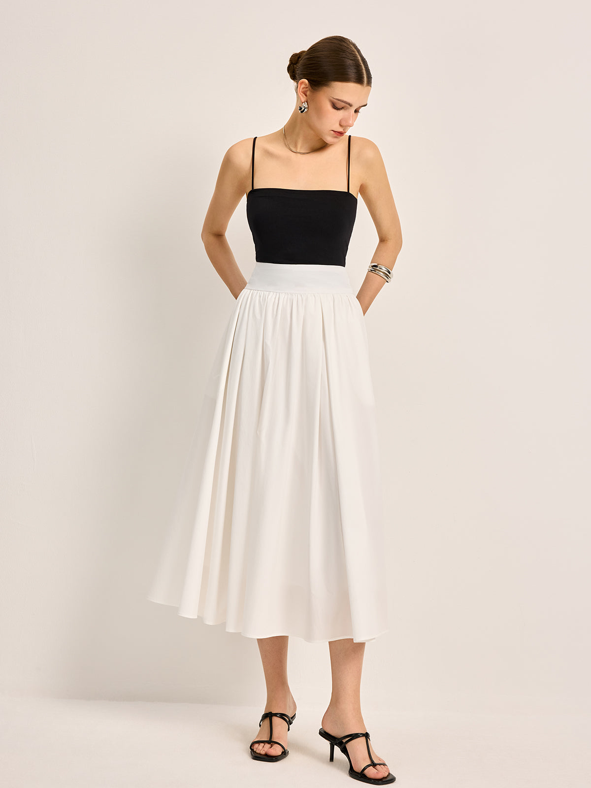 WW | Elegant A-Line Pleated Skirt