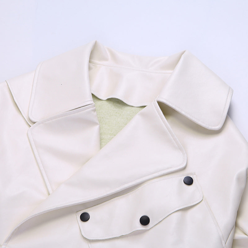 WW | Short Women's Jacket A casual leather jacket for women