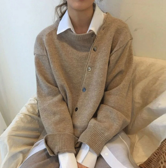 WW | Weiche Cashmere-Jacke mit diagonalem Knopfverschluss