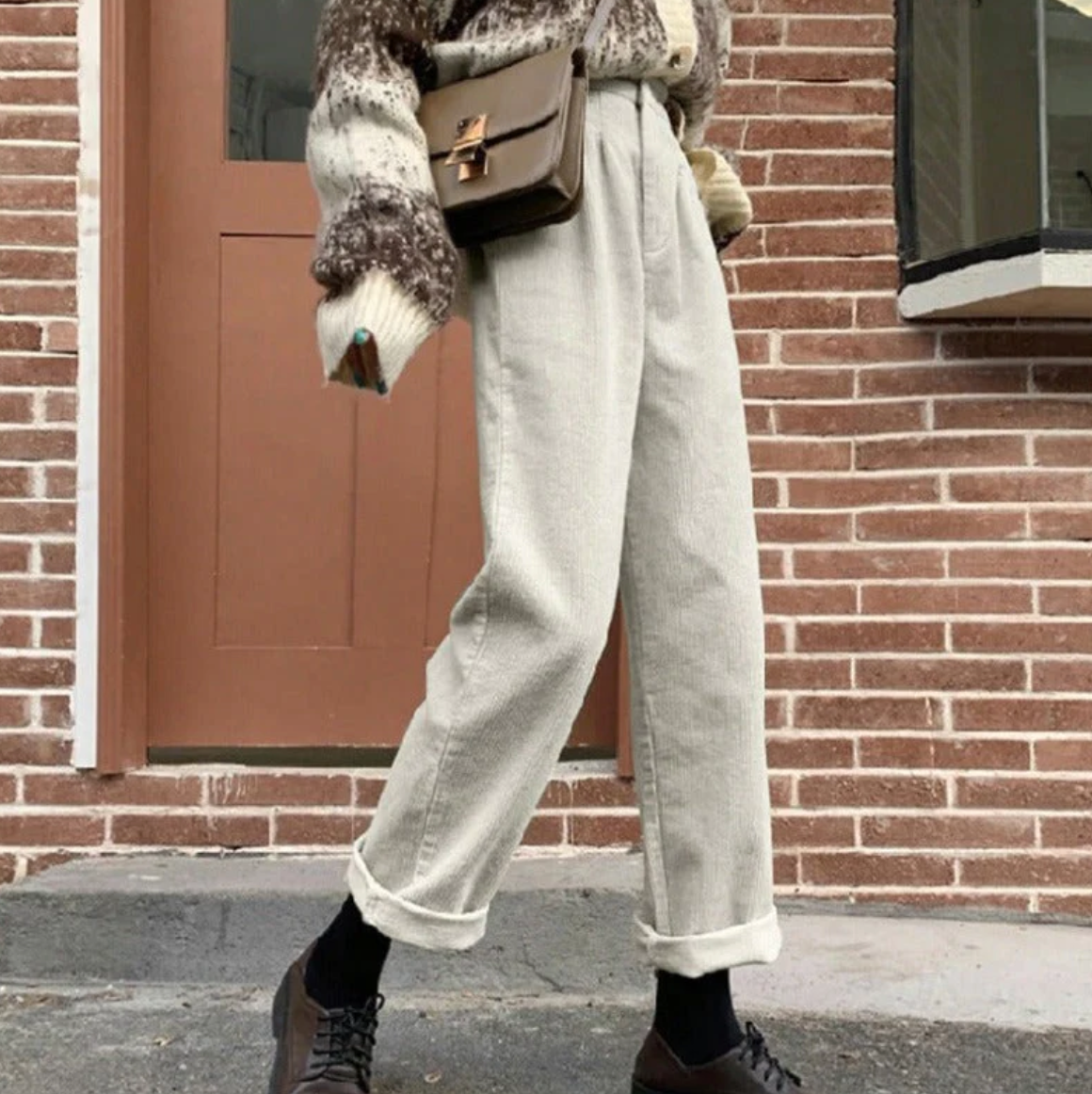 WW | Casual corduroy trousers