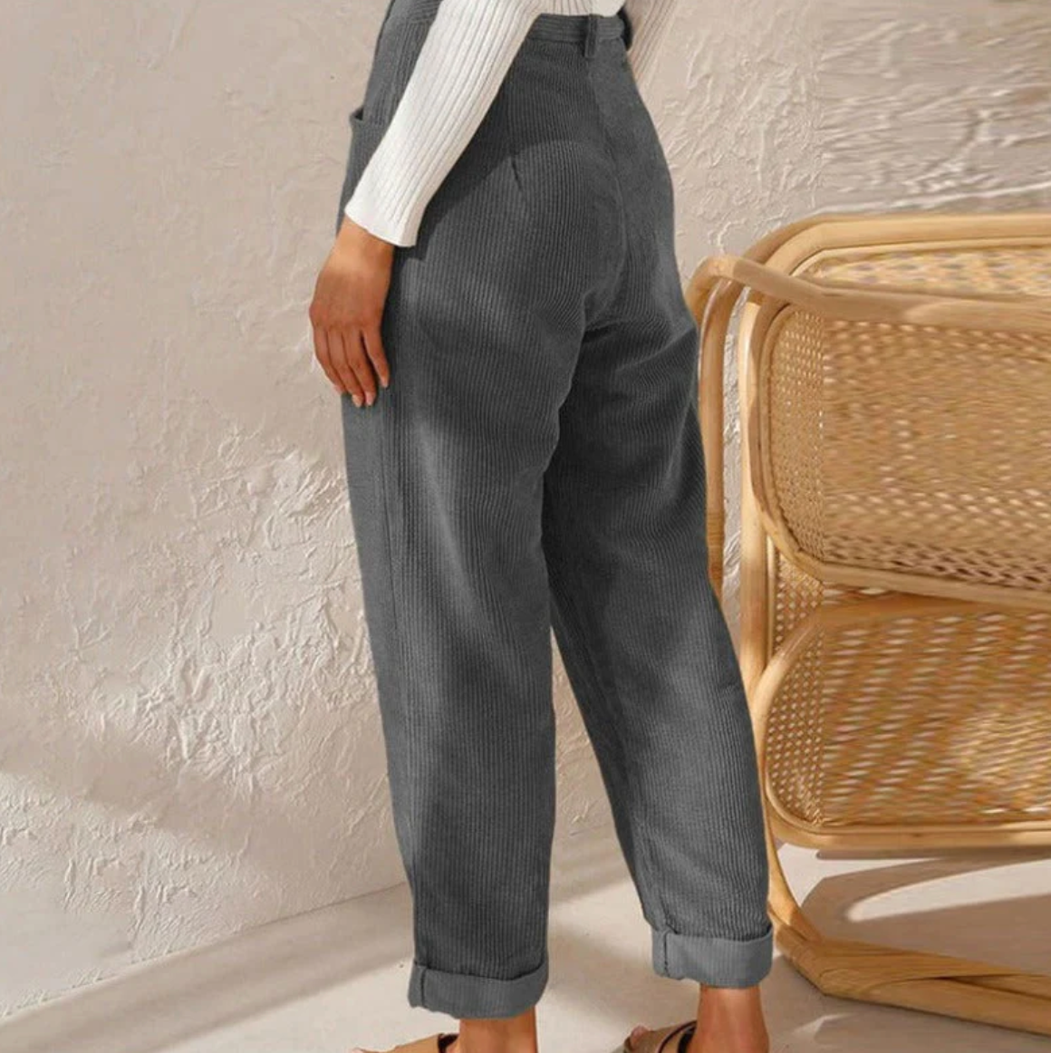 WW | Casual corduroy trousers