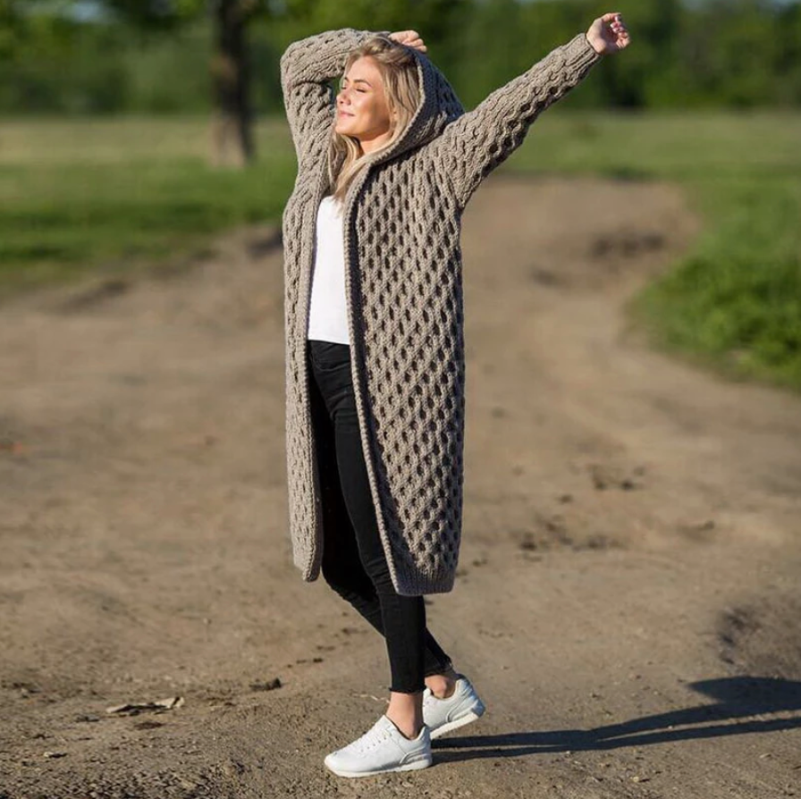 WW | Soft, Warm Hoodie for Cold Days