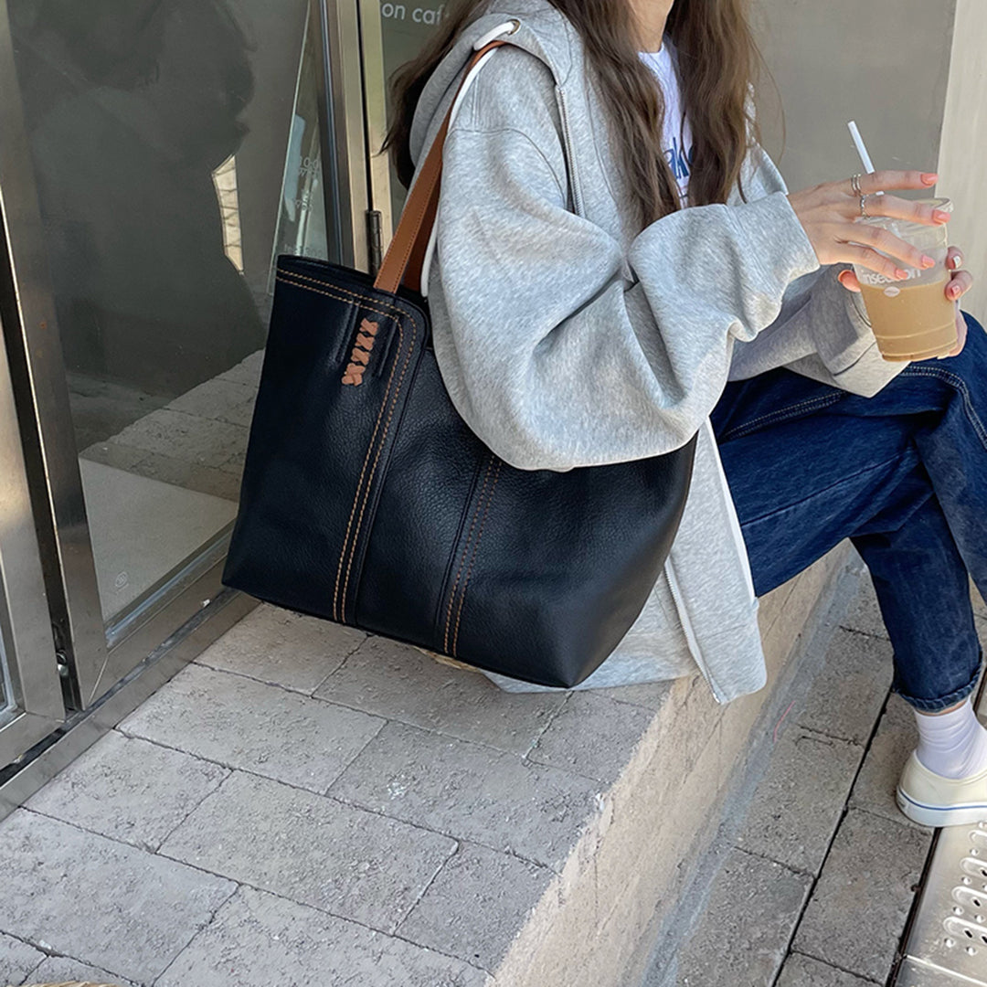 WW - Elegant Women's Handbag