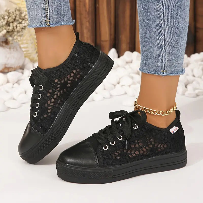 WW | Women's Lace-Up Platform Sneakers
