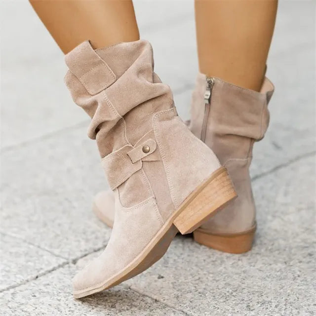 WW | Fashionable Black Women's Ankle Boots – Faux Leather Design with Low Heel and Side Tube Accents