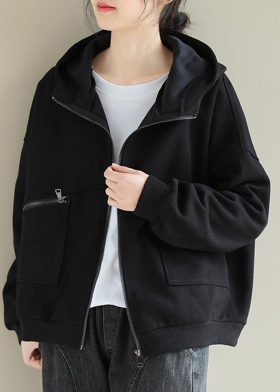 WW | Schwarzes Modeoutfit Garderoben Kapuzen Zip-Up Damenmäntel