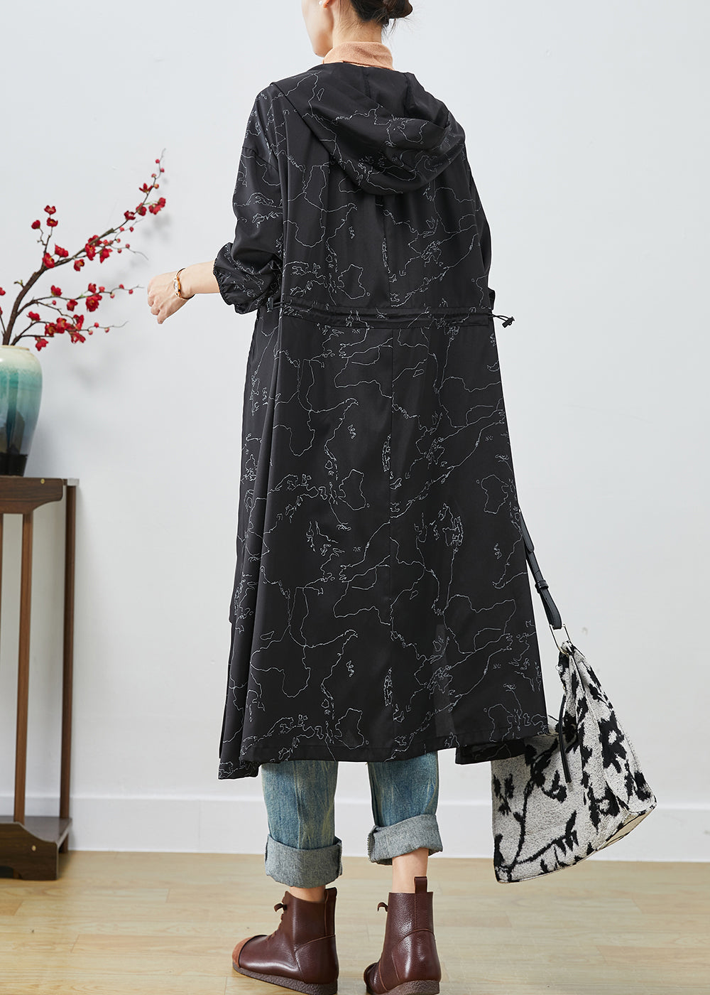 WW | Black Asymmetric Print Lace-Up Spandex Trench Coats