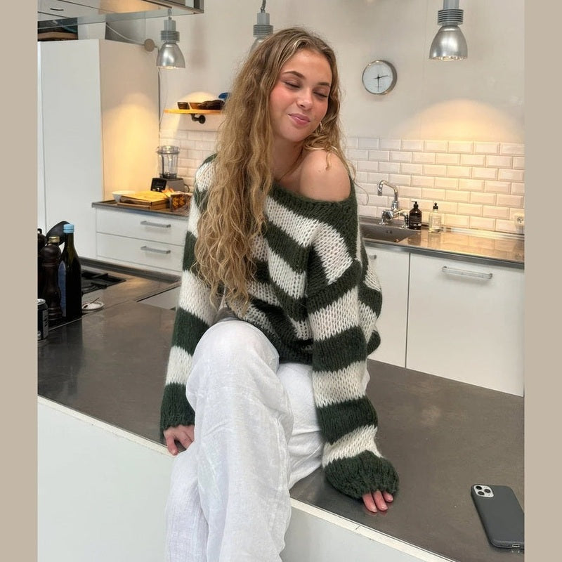 WW | Stylish Striped Sweater for Ultimate Warmth and Comfort