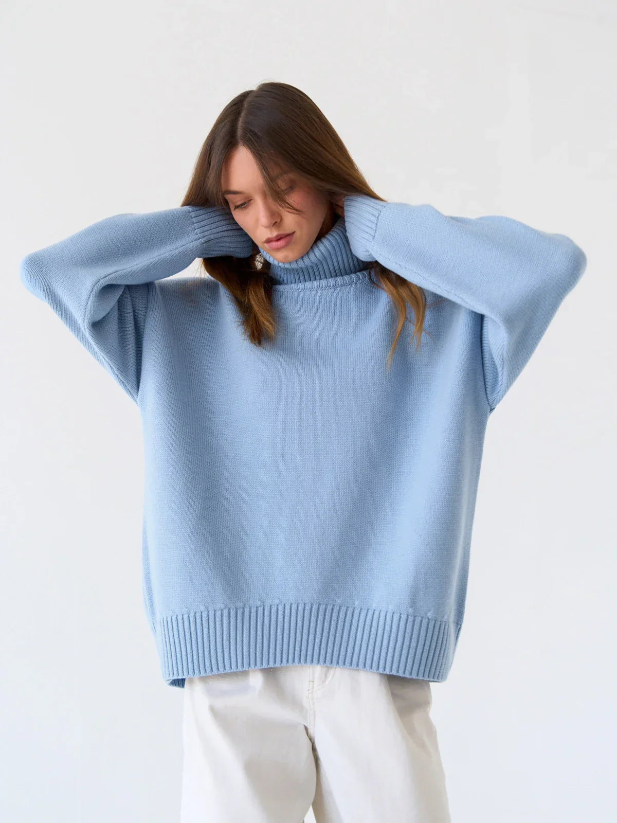 WW | Loose-fitting turtleneck sweater