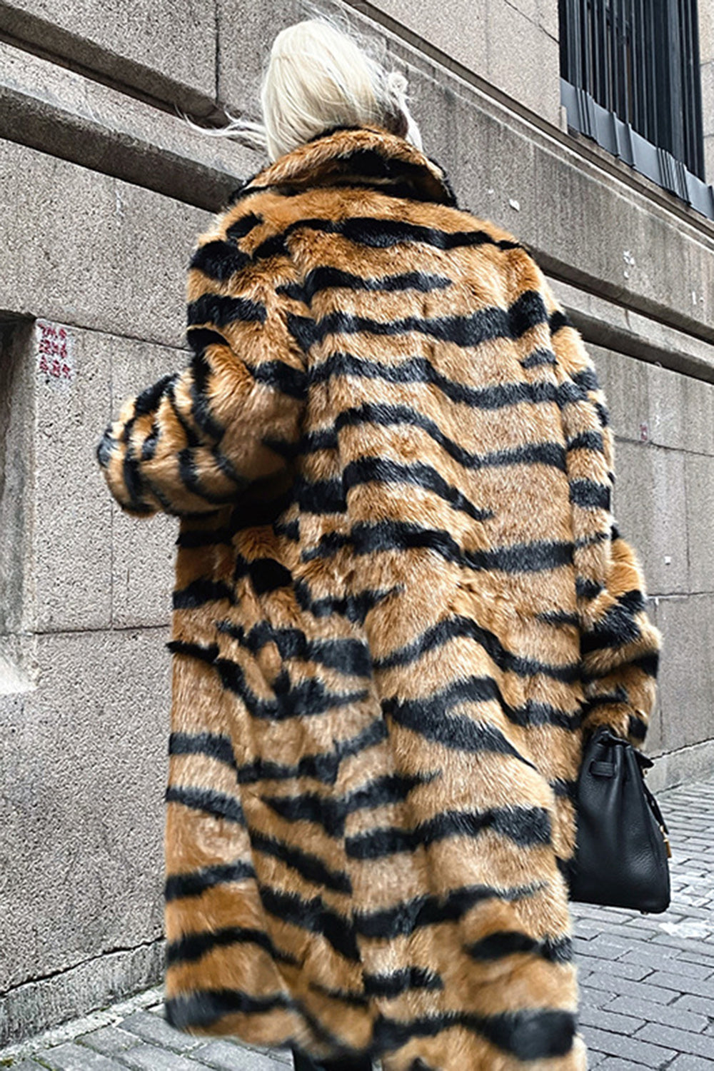 WW | Damen Kunstfelljacke mit Tierdruck und Luxusausführung