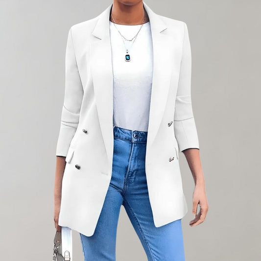 WW | Long, cosmopolitan lady's coat with attractive elegance