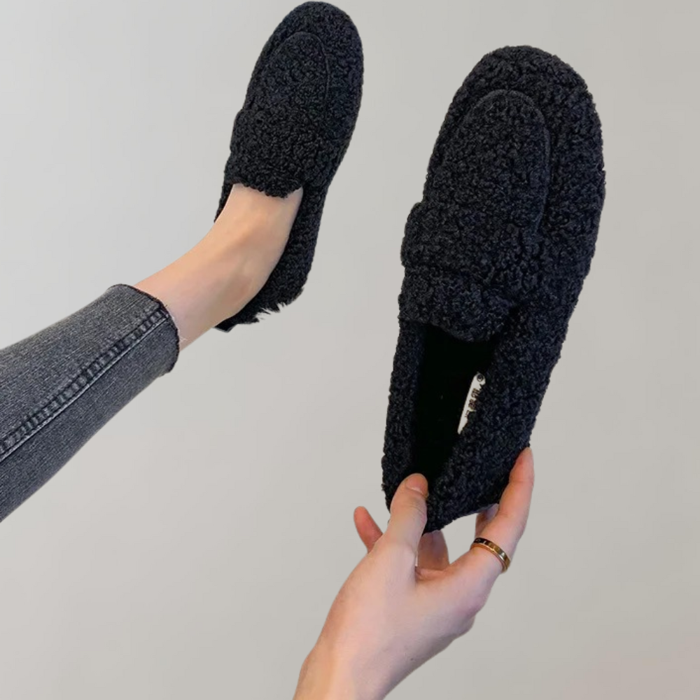 WW |  Weicher Plüsch-Slipper für Damen